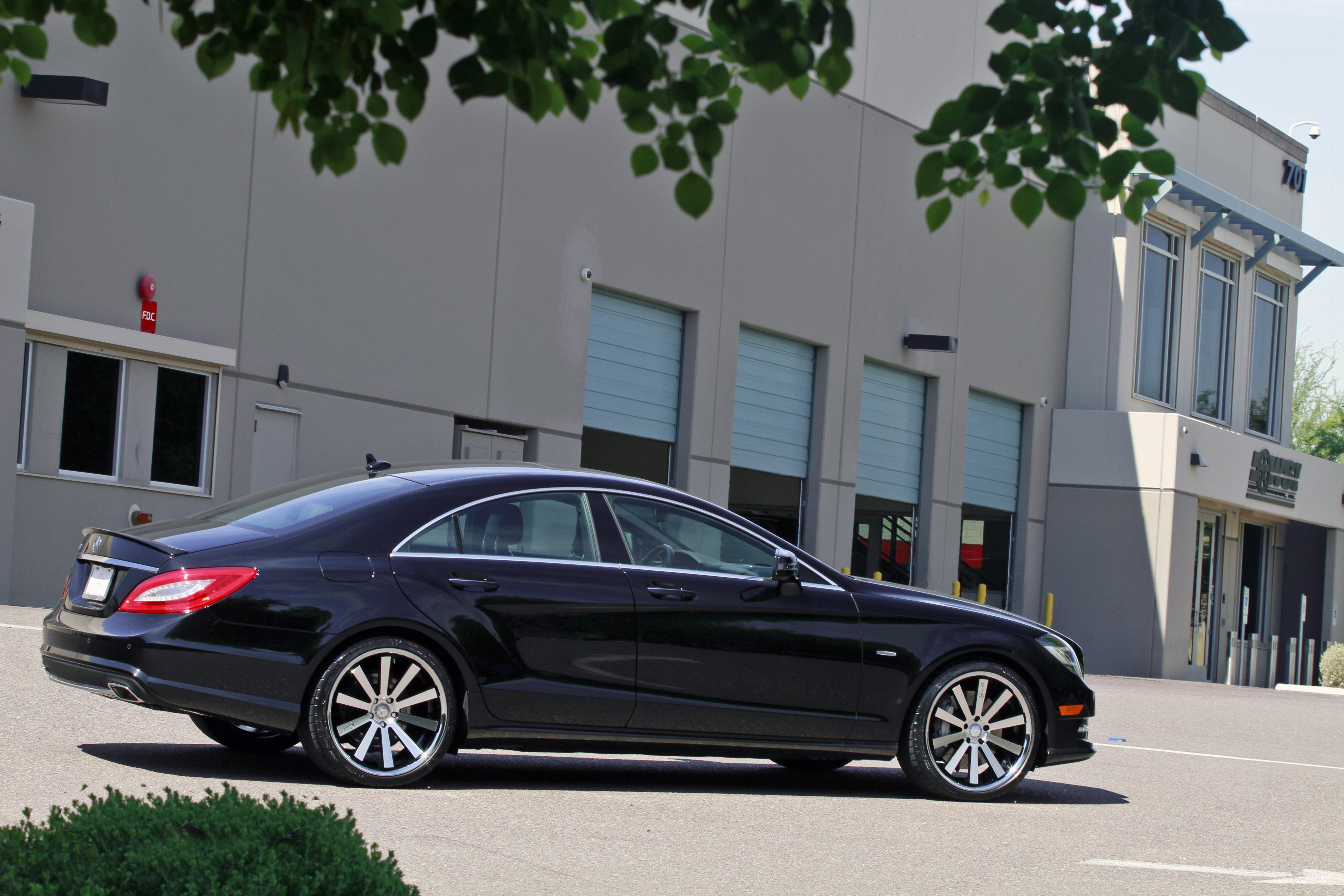 Gianelle Santo 2SS Machined Black on Mercedes Benz CLS